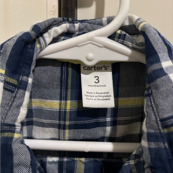 2 carters infant button down shirts - Picture 4 of 4